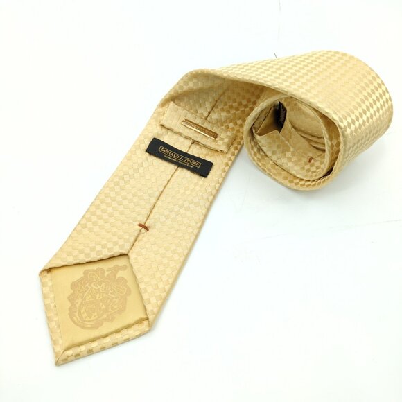 Donald J. Trump Signature Collection Silk Tie Metallic Yellow Checkered - Picture 2 of 7